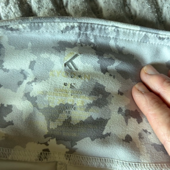 Kyodan matching workout set. Size small - Picture 4 of 8